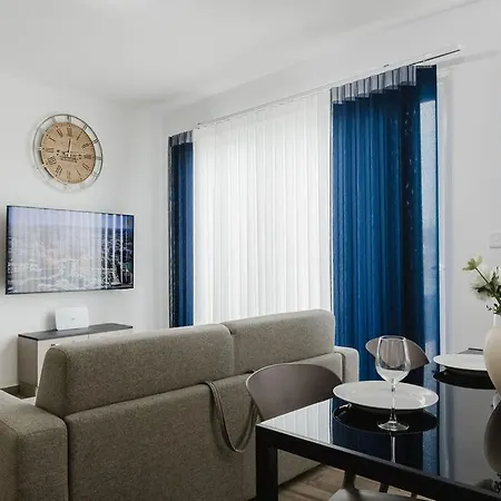 Lägenhet Seabreeze Penthouse By Homely Malta! *
