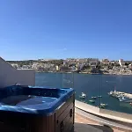 Seabreeze Penthouse By Homely Malta! * St. Paul's Bay