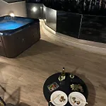 Seabreeze Penthouse By Homely Malta!