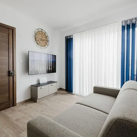 Seabreeze Penthouse By Homely Malta! Apartment *