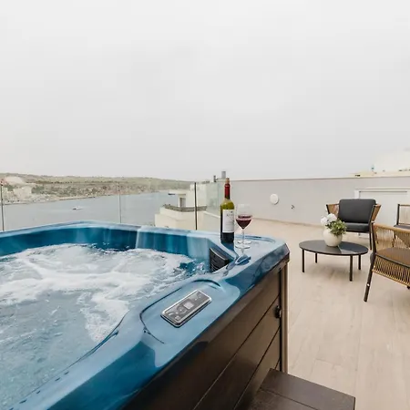 Seabreeze Penthouse By Homely Malta! Apartment *