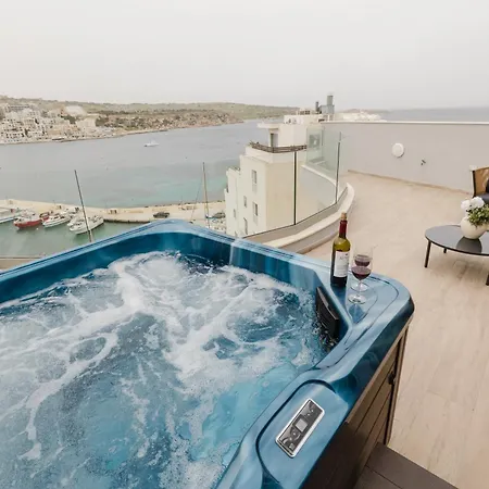 Seabreeze Penthouse By Homely Malta! Apartment