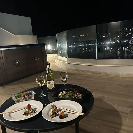Seabreeze Penthouse By Homely Malta! * St Paul's Bay
