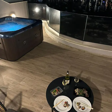 Seabreeze Penthouse By Homely Malta!