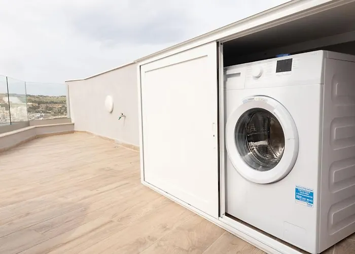 Seabreeze Penthouse By Homely Malta!