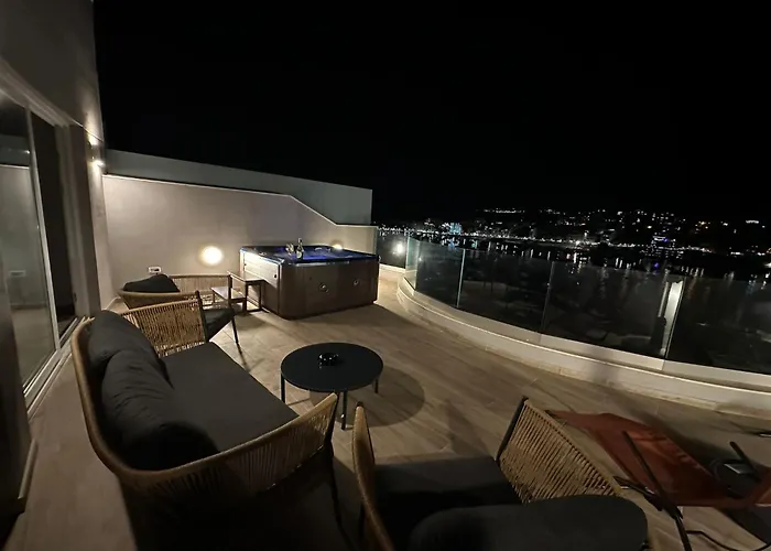 Seabreeze Penthouse By Homely Malta!