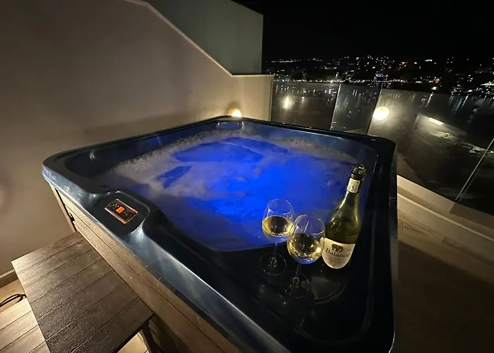 Διαμέρισμα Seabreeze Penthouse By Homely Malta! Σεντ Πόλς Μπέι